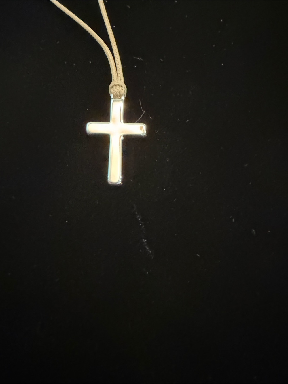 NWT Lucky Brand Cross Pendant Choker Necklace Tan Cord Silver Tone - Picture 3 of 4